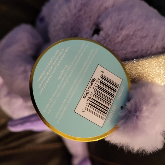 F.A.O Schwarz 12" Sparklers Wear & Share Plush Dragon w/ Party Hat. NWT. - Picture 6 of 13